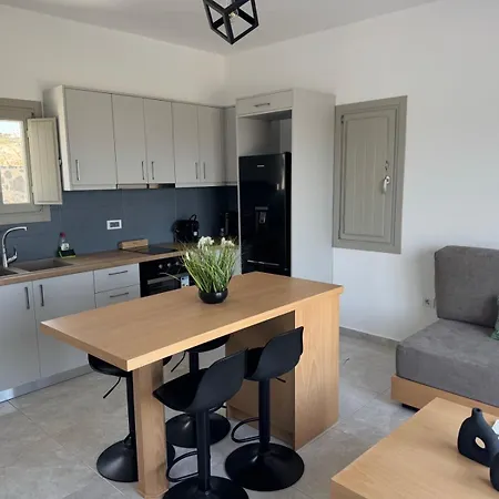 شقة House In Lagadi Messaria ميساريا